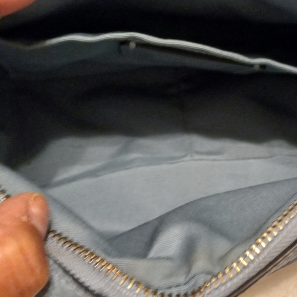 COPY - Coach Crossbody, medium size and blue. - Picture 4 of 8